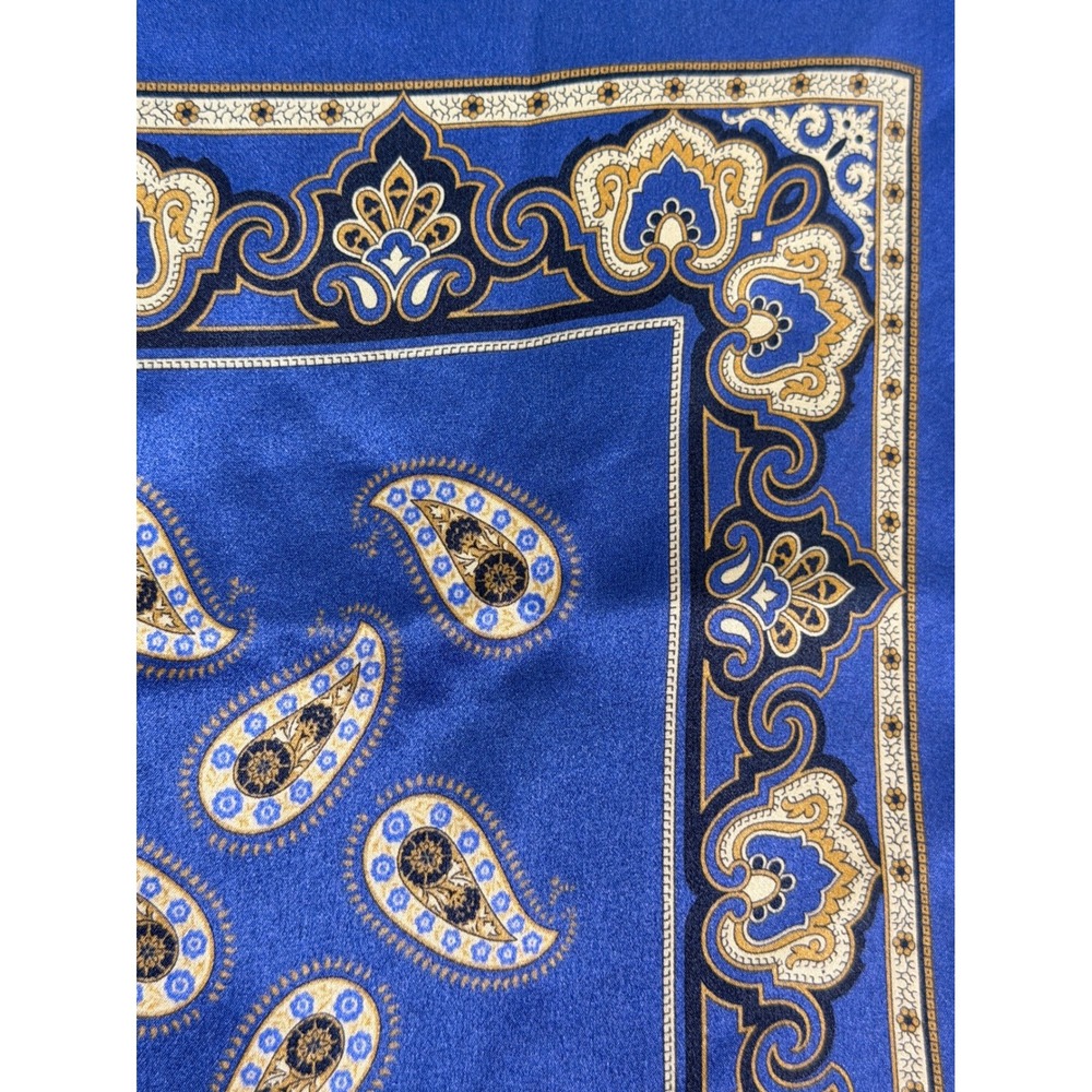 Vintage Made in Italy 100% Silk Blue Paisley Pocket Square Scarf 15.5x15.5 - Picture 2 of 7